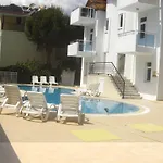Tolan Aparthotel
