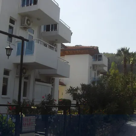 Aparthotel Tolan 3*