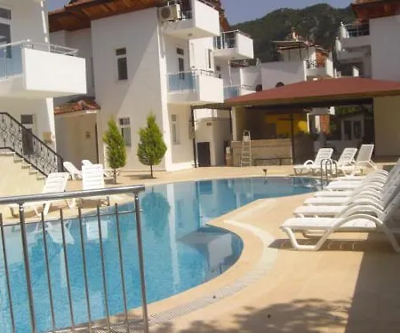 Apart Otel Tolan 3*