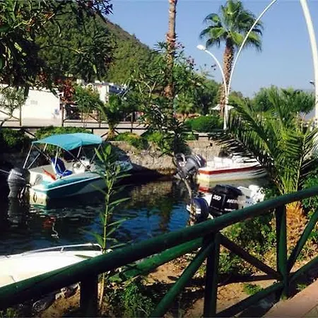 Hotel apartamentowy Tolan 3*